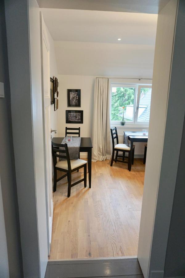 דיסלדורף Privatzimmer Schoenfelder מראה חיצוני תמונה