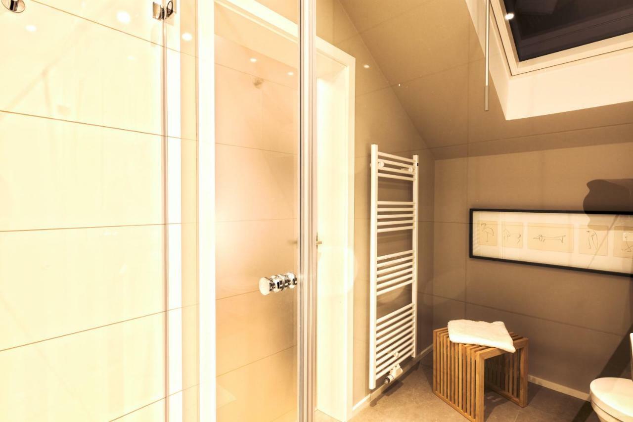 דיסלדורף Privatzimmer Schoenfelder מראה חיצוני תמונה
